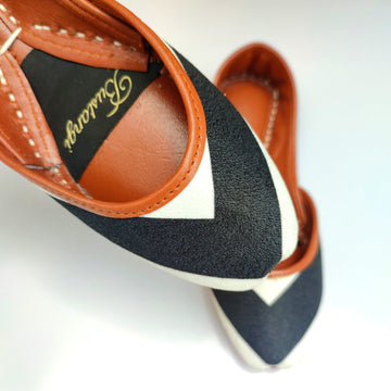 Black Ziggy Casual Khussa For Women